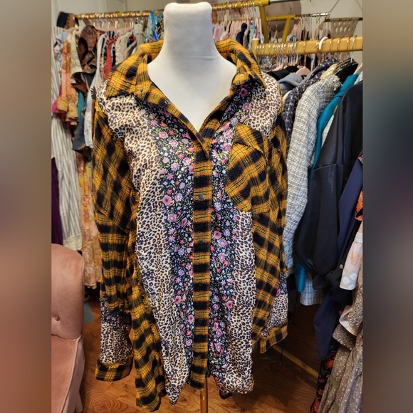 Yellow Plaid and Leopard Print Button-Up Shirt Shacket - Picture 1 of 7
